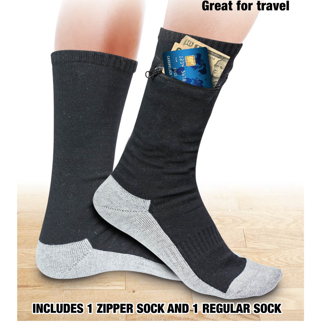 Travels socks with a pocket